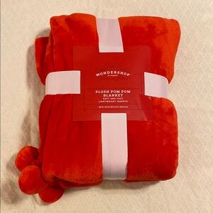 Wondershop Plush Pom Pom Blanket - Red